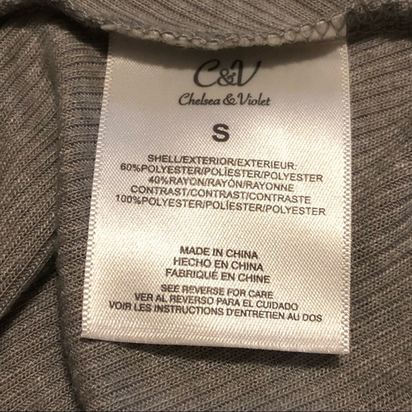 ⭐️ Chelsea & Violet Ribbed Peplum Top - Picture 7 of 8